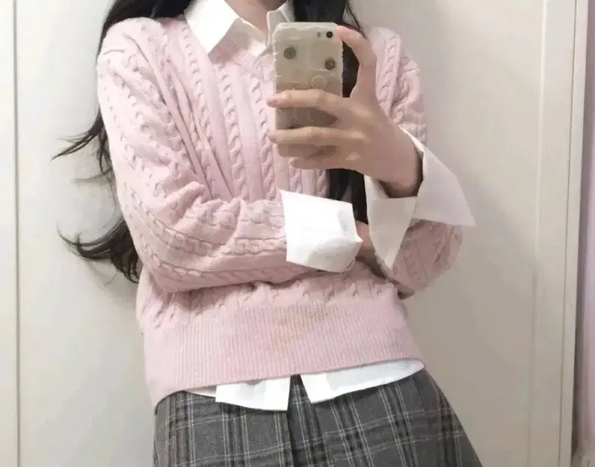 (교판)Snug pink baby knit 스너그 핑크 베이비 브이넥니트